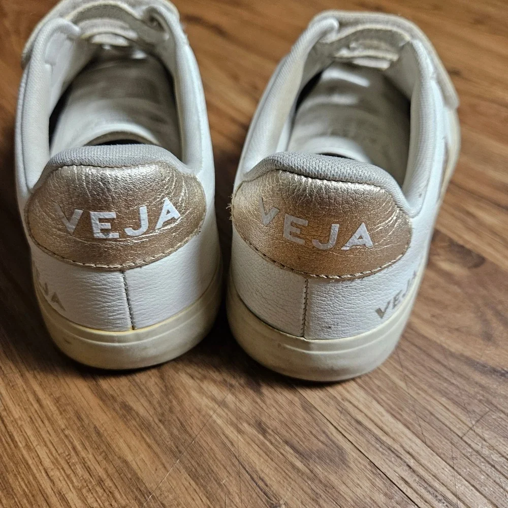 Veja Recife Logo Chromefree Sneakers 6.5 White Platine Triple Strap Soft Girl